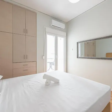Apartment Victoria Divas Paradise Athens